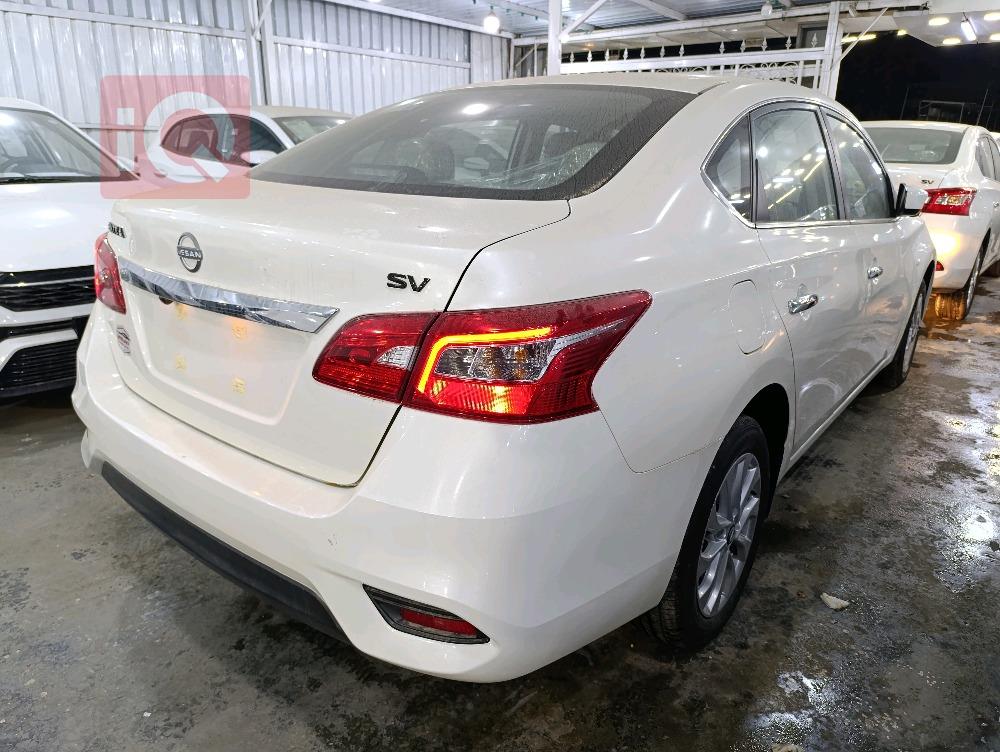 نيسان سنترا